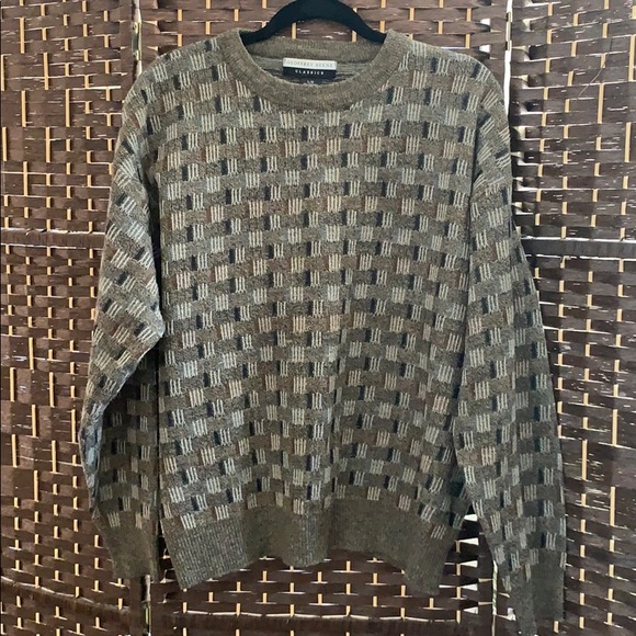 Geoffrey Beene Classics Sweater Size L 